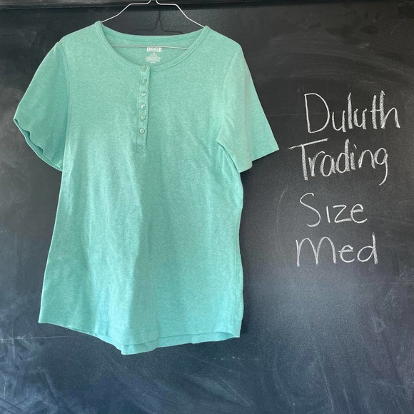 Duluth Trading Women Longtail Henley T Shirt Mint Medium Short Sleeve Work Basic - Picture 5 of 7